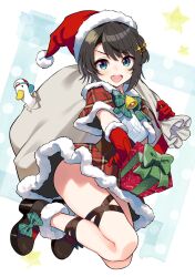  1girl :d alternate_costume bell black_hair blue_eyes bow bowtie brown_corset brown_shoes capelet center_frills commentary_request corset frills full_body fur-trimmed_capelet fur-trimmed_gloves fur-trimmed_headwear fur-trimmed_shoes fur-trimmed_skirt fur_trim gloves green_bow green_bowtie hair_ornament hat highres holding holding_sack hololive kutata looking_at_viewer miniskirt neck_bell oozora_subaru open_mouth plaid_capelet plaid_clothes plaid_skirt platform_shoes pom_pom_(clothes) red_capelet red_gloves red_hat red_skirt sack santa_costume santa_hat shirt shoes short_hair skirt smile solo swept_bangs teeth thigh_strap upper_teeth_only v-shaped_eyebrows virtual_youtuber white_shirt 