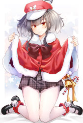  1girl alternate_costume black_hair black_skirt brown_eyes capelet christmas fur-trimmed_capelet fur_trim gradient_hair grey_hair hat highres kantai_collection looking_at_viewer miniskirt multicolored_hair pantyhose pleated_skirt red_capelet red_hat rui_shi_(rayze_ray) short_hair short_hair_with_long_locks sidelocks skirt smile tokitsukaze_(kancolle) white_pantyhose 