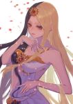  1girl absurdres bai_guangying_(ye_luoli) blonde_hair brown_hair hair_ornament hand_on_own_chest highres looking_at_viewer multicolored_hair petals shenming_zhoudiu_liao solo two-tone_hair upper_body white_background ye_luoli 