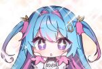  1girl bangs blue_hair chibi eyebrows_visible_through_hair hair_intakes hair_ornament izumi_dayo_(izumi_chan08) long_hair misora_kanon nijigen_project open_mouth pink_hair second-party_source solo sparkle sparkling_eyes two_side_up violet_eyes virtual_youtuber 