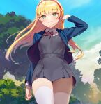  1girl :3 absurdres bangs blazer blonde_hair blue_jacket blue_sky blunt_bangs blush closed_mouth cropped_jacket dress edge_qwertyuiop eyebrows_visible_through_hair floating_hair green_eyes grey_dress hairband hand_in_own_hair hand_up heanna_sumire highres jacket long_hair love_live! love_live!_superstar!! neck_ribbon pinafore_dress red_hairband red_ribbon ribbon school_uniform sky solo straight_hair thigh-highs thighs tree white_legwear yuigaoka_school_uniform zettai_ryouiki 