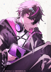  1boy argyle_background black_hair black_jacket black_nails black_pants closed_mouth collared_shirt commentary_request crossed_legs dress_shirt fragaria_memories grey_background hair_between_eyes hand_up hayama_eishi headphones headphones_around_neck highres holding jacket knees_up kurode_(fragaria_memories) long_sleeves looking_at_viewer male_focus multicolored_hair nail_polish official_art open_clothes open_jacket pants purple_hair shirt sitting sleeves_past_wrists solo streaked_hair violet_eyes white_shirt 