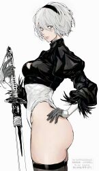  1girl 2b_(nier:automata) ass black_hairband breasts clothing_cutout feather-trimmed_sleeves feather_trim from_side gloves hairband hand_on_own_hip highleg highleg_leotard highres holding holding_weapon juliet_sleeves leotard long_sleeves mole mole_under_mouth nier:automata nier_(series) nishiii26miii no_blindfold puffy_sleeves short_hair solo thigh-highs weapon white_background white_hair white_leotard 