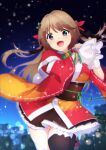  :d asymmetrical_legwear bangs bell black_legwear black_skirt blue_eyes blurry blurry_background bow brown_hair building copyright_request depth_of_field eyebrows_visible_through_hair fingerless_gloves gloves green_bow hands_up highres holding holding_sack japanese_clothes jingle_bell kimono kitasaya_ai long_hair long_sleeves looking_at_viewer mismatched_legwear night night_sky obi outdoors pleated_skirt red_footwear red_gloves red_kimono ribbon-trimmed_sleeves ribbon_trim sack sash shoes skirt sky smile standing standing_on_one_leg thigh-highs very_long_hair virtual_youtuber white_legwear wide_sleeves 