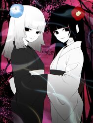  2girls black_eyes black_hair black_kimono blunt_bangs breasts eyeliner fate/grand_order fate_(series) flower gradient_hair grey_hair hair_flower hair_ornament highres japanese_clothes kimono komahime_(fate) long_hair long_sleeves looking_at_viewer makeup medium_hair multicolored_hair multiple_girls sash sen_no_rikyu_(fate) small_breasts smile very_long_hair wagu_neru white_kimono wide_sleeves 