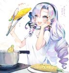  1girl :d bangs black_hairband blue_hair blush commentary_request cooking corn emphasis_lines eyebrows_visible_through_hair grey_hair hairband hand_on_own_cheek hand_on_own_face hyakumantenbara_salome multicolored_hair nijisanji pi_(p77777778) plate pot purple_hair shirt short_sleeves simple_background smile solo teeth tongs translation_request upper_body upper_teeth violet_eyes white_background white_shirt 