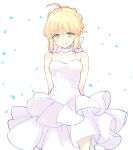  1girl 87banana ahoge arms_behind_back artoria_pendragon_(fate) back_bow bangs bare_arms bare_legs bare_shoulders blonde_hair bow collar commentary_request dress eyebrows_visible_through_hair fate/stay_night fate_(series) green_eyes looking_at_viewer saber short_hair sidelocks smile solo strapless strapless_dress upper_body white_collar white_dress 