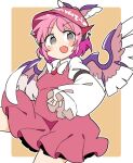  1girl animal_ears bird_ears bird_wings blush brown_dress brown_headwear dress eyebrows_visible_through_hair fang frilled_dress frilled_sleeves frills grey_eyes highres ini_(inunabe00) juliet_sleeves long_sleeves mystia_lorelei open_mouth pink_hair puffy_sleeves short_hair skin_fang smile solo touhou white_wings winged_hat wings 
