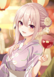  1girl :d absurdres asymmetrical_sidelocks blurry blurry_background blush bokeh breast_suppress breasts candy_apple commentary_request depth_of_field double-parted_bangs food food_bite hair_bun hair_ornament hair_up hands_up harumi_ena highres holding holding_candy_apple holding_food japanese_clothes kanzashi kimono kimuratamashi left-handed limelight_lemonade_jam long_sidelocks long_single_sidelock looking_at_viewer medium_breasts obi open_mouth pink_eyes pink_hair print_kimono purple_kimono sash sidelocks single_hair_bun smile solo upper_body white_sash yukata 