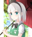  1girl absurdres bangs black_bow black_bowtie black_hairband blue_sky blurry blurry_background bow bowtie closed_mouth eyebrows_visible_through_hair green_eyes grey_hair hairband highres holding holding_umbrella konpaku_youmu munmu_n041 outdoors outside_border red_umbrella signature sky smile solo touhou tree umbrella upper_body 