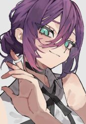  1girl absurdres bare_shoulders black_choker black_ribbon breasts chainsaw_man choker collared_shirt green_eyes grenade_pin grey_background hair_between_eyes hair_bun highres light_blush light_smile medium_breasts medium_hair neck_ribbon purple_hair reze_(chainsaw_man) ribbon shirt sleeveless sleeveless_shirt solo updo upper_body walk43049101art white_shirt 