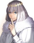  1boy absurdres bangs blue_eyes cloak closed_mouth eyebrows_visible_through_hair fate/grand_order fate_(series) finger_to_mouth fur-trimmed_cloak fur_trim grey_hair hair_between_eyes hand_up highres looking_at_viewer male_focus oberon_(fate) ragu_(ragu00) shushing simple_background solo upper_body white_background white_cloak 