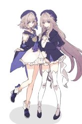  2girls beret black_hat boots brown_hair choker closed_mouth clothing_cutout commentary_request cosplay costume_switch doll_joints dress dual_persona flower full_body genshou_ex hair_flower hair_ornament hat herta_(honkai:_star_rail) herta_(puppet)_(honkai:_star_rail) herta_(stars_silent_as_enigmas)_(honkai:_star_rail) high_heel_boots high_heels highres honkai:_star_rail honkai_(series) joints key key_choker long_hair looking_at_viewer multiple_girls purple_choker purple_flower self_cosplay short_dress short_hair shoulder_cutout simple_background standing standing_on_one_leg thigh-highs very_long_hair violet_eyes white_background white_thighhighs 