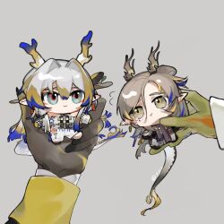  0723_yuan_shang_fuhuo_ban 1boy 1girl :t aqua_eyes arknights bare_shoulders bead_bracelet beads black_hands black_nails black_robe black_shoes blonde_hair blue_hair bracelet brother_and_sister brown_eyes brown_hair center-flap_bangs chibi chinese_commentary closed_mouth colored_extremities commentary_request dragon_boy dragon_girl dragon_horns dragon_tail dual_persona ear_piercing earrings eastern_dragon_tail eyeliner full_body green_hands grey_background hair_between_eyes hair_intakes hair_rings holding holding_mini_person horns jacket jewelry ji_(arknights) long_hair long_sleeves looking_ahead looking_at_another makeup medium_hair mini_person miniboy minigirl mole mole_under_eye multicolored_hair necklace off_shoulder orange_eyeliner pants piercing pointy_ears pout puff_of_air robe shirt shoes shu_(arknights) siblings simple_background single_hair_ring smile strapless strapless_shirt streaked_hair swept_bangs tail tearing_up tube_top white_hair white_jacket white_pants white_tube_top 