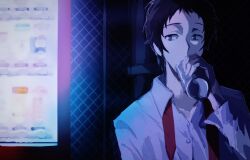 1boy absurdres adachi_tooru beer_can black_hair can chain-link_fence colichili collared_shirt commentary_request drink_can drinking fence highres long_sleeves looking_at_viewer looking_to_the_side male_focus necktie night outdoors persona persona_4 red_necktie shirt short_hair solo upper_body vending_machine 