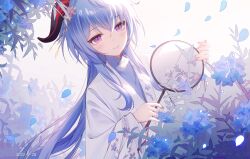  1girl absurdres blue_flower blue_hair blue_shirt blush closed_mouth commentary_request dated demon_horns dutch_angle eyelashes floating_hair flower ganyu_(genshin_impact) genshin_impact hair_between_eyes hair_flower hair_ornament hands_up highres holding holding_magnifying_glass horns japanese_clothes kimono long_hair long_sleeves looking_at_flowers magnifying_glass outdoors petals pink_flower shirt sidelocks simple_background smile solo split_mouth upper_body very_long_hair victor-cr violet_eyes white_background white_kimono wide_sleeves wind 