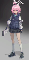  1girl ahoge arm_at_side black_gloves black_shoes black_skirt black_vest blue_archive blue_eyes blue_necktie blush chinese_commentary clenched_hand closed_mouth commentary_request cross-laced_shoes dazk fingerless_gloves frown full_body gloves grey_background gun hair_between_eyes halo hand_on_own_hip heterochromia highres hoshino_(blue_archive) hoshino_(first_year)_(blue_archive) kneehighs looking_at_viewer medium_hair miniskirt necktie official_alternate_costume official_alternate_hair_length official_alternate_hairstyle pink_hair pink_halo plaid_clothes plaid_skirt pleated_skirt school_uniform shirt shoes simple_background skirt sneakers socks solo standing v-shaped_eyebrows vest weapon white_shirt white_socks yellow_eyes 