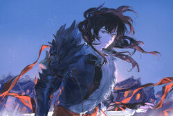  1boy absurdres architecture arm_armor black_hair blue_eyes blue_robe blue_sky cheng_heguang chinese_commentary commentary_request east_asian_architecture floating_hair fur-trimmed_robe fur_trim highres lantern long_hair looking_at_viewer makabakabakama male_focus night outdoors paper_lantern ponytail reverse:1999 robe sidelighting sky smile solo upper_body 