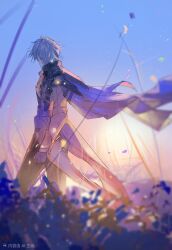  1boy antenna_hair armor black_choker black_pants black_shirt blue_cape blue_sky cape choker coat commentary floating_cape from_side hayabusaarashi highres honkai:_star_rail honkai_(series) male_focus outdoors pants pauldrons phainon_(honkai:_star_rail) shirt short_hair shoulder_armor single_pauldron sky solo sunlight white_coat white_hair 