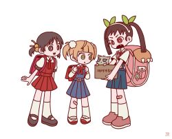  3girls ascot backpack bag bag_charm bandaid bandaid_on_leg belt black_hair black_shoes blue_belt blue_shirt blue_skirt box bright_pupils brown_shoes cat charm_(object) collared_shirt dot_nose dress fang green_eyes green_ribbon hachikuji_mayoi hair_bobbles hair_ornament hair_ribbon hairband highres holding holding_box indie_virtual_youtuber kaai_yuki korean_text long_hair monogatari_(series) multiple_girls neckerchief open_mouth pinafore_dress pink_bag pleated_skirt pom_pom_(clothes) pom_pom_hair_ornament ramdaram randoseru red_ascot red_bag red_dress red_eyes red_neckerchief red_shoes ribbon shigure_ui_(vtuber) shirt shoes short_hair short_sleeves signature simple_background skirt sleeveless sleeveless_dress smile socks suspender_skirt suspenders translation_request twintails virtual_youtuber vocaloid white_background white_hairband white_pupils white_shirt white_socks 