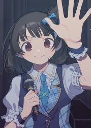  1girl arm_up backstage black_hair blue_bow blue_necktie blue_vest bow brown_eyes closed_mouth collared_shirt hair_bow highres holding holding_microphone idolmaster idolmaster_million_live! lapels looking_at_viewer medium_hair microphone miso_0328 nakatani_iku necktie notched_lapels one_side_up plaid_clothes plaid_vest shirt short_sleeves smile solo upper_body vest waving white_shirt wrist_cuffs 