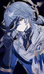  1boy bird_mask black_gloves blue_pupils gloves grey_hair halo halo_behind_head head_wings holding holding_mask honkai:_star_rail honkai_(series) hood male_focus mask medium_hair mochiumai29 multiple_wings solo star_(symbol) sunday_(honkai:_star_rail) twitter_username upper_body wings yellow_eyes 
