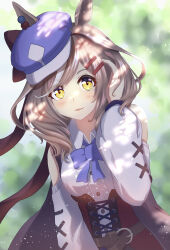  1girl animal_ears blue_bow blue_bowtie blue_hat blush bow bowtie breasts brown_hair center_frills clothing_cutout commentary_request corset ears_through_headwear frills hair_ornament hairclip hat highres horse_ears horse_girl looking_at_viewer matikanetannhauser_(panpaka_tiltott)_(umamusume) matikanetannhauser_(umamusume) medium_hair mu-to multicolored_hair newsboy_cap parallel_hairclips parted_lips red_corset shirt shoulder_cutout smile solo streaked_hair tilted_headwear umamusume white_shirt yellow_eyes 