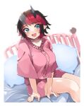  1girl :d absurdres alternate_costume bangs bed black_hair blue_eyes blush border breasts commentary_request demon_girl demon_horns feet_out_of_frame highres horns large_breasts looking_at_viewer multicolored_hair on_bed open_mouth pink_shirt pink_shorts pointy_ears redhead ryugasaki_rene shirt short_hair shorts sitting sitting_on_bed smile solo sugar_lyric two-tone_hair virtual_youtuber white_border zono_(inokura_syuzo029) 
