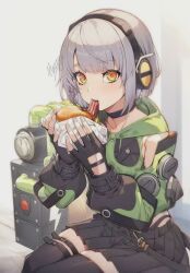 1girl anby_demara burger eating hamburger looking_at_viewer short_hair zenless_zone_zero