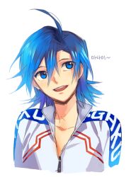  1boy ahoge bangoul bike_jersey blue_eyes commentary_request cycling_uniform hair_between_eyes korean_commentary korean_text male_focus manami_sangaku open_mouth short_hair simple_background solo white_background yowamushi_pedal zipper_pull_tab 