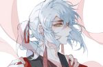  1boy doupichipizi earrings from_side grey_hair highres jewelry looking_at_viewer male_focus mimizuku_(sky:_children_of_the_light) orange_eyes pointy_hair ponytail profile red_ribbon ribbon sky:_children_of_the_light solo white_background white_hair 