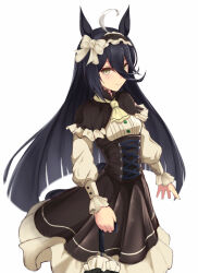  1girl ahoge alternate_costume animal_ears ascot black_capelet black_corset black_dress black_hair blush bow capelet closed_mouth corset dress ear_bow frilled_dress frills gothic_lolita hair_between_eyes highres holding holding_umbrella horse_ears horse_girl horse_tail lolita_fashion looking_at_viewer manhattan_cafe_(umamusume) multicolored_hair parasol peperoncino-sama puffy_sleeves simple_background smile solo streaked_hair tail umamusume umbrella white_ascot white_background white_bow white_hair yellow_eyes 
