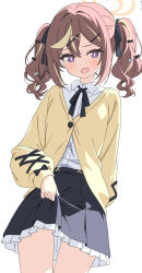  1girl black_ribbon black_skirt blonde_hair blue_archive blush bow bright_pupils brown_hair cardigan clothes_lift collared_shirt cowboy_shot foulo_paints frills hair_ornament hair_ribbon hairclip halo highres holding_own_skirt lifting_own_clothes long_sleeves looking_at_viewer multicolored_hair neck_ribbon open_mouth pleated_skirt rena_(blue_archive) ribbon shirt simple_background skirt skirt_lift smile solo streaked_hair twintails violet_eyes white_background white_pupils white_shirt x_hair_ornament yellow_cardigan yellow_halo 