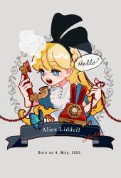  1girl alice's_adventures_in_wonderland alice_(alice_in_wonderland) blue_dress braid bright_pupils character_name dress english_text fingernails grey_background hands_up holding holding_phone long_hair open_mouth phone puffy_short_sleeves puffy_sleeves sawaomi_asao short_sleeves solo speech_bubble teeth upper_body upper_teeth_only white_pupils 