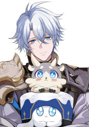  1boy :< ahoge animal armor blue_eyes cake_cat_(honkai:_star_rail) chimera_(honkai:_star_rail) commentary grey_hair hair_between_eyes head_tilt highres holding holding_animal honkai:_star_rail honkai_(series) looking_at_viewer male_focus pauldrons phainon_(honkai:_star_rail) phainon_(vigethos)_(honkai:_star_rail) pleading_eyes ronigs shirt shoulder_armor simple_background single_pauldron untranslatable_commentary upper_body white_background white_shirt 