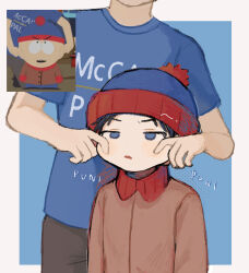  >:( 2boys angry beanie black_hair black_pants blue_eyes blue_shirt brown_jacket cheek_pull harusame_kyab hat highres jacket light_blush male_focus multiple_boys pants pom_pom_(clothes) pom_pom_beanie scene_reference shirt south_park stan_marsh v-shaped_eyebrows 