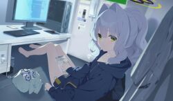  1girl 9ml bare_legs barefoot black_hoodie blue_archive blush closed_mouth computer computer_keyboard desk game_asset green_eyes green_halo grey_hair hair_intakes hair_ornament halo hare_(blue_archive) highres hood hood_down hoodie indoors knees_up long_hair looking_at_viewer monitor non-web_source official_art ponytail self-datamine sitting solo wavy_hair x_hair_ornament 