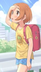  1girl backpack bag bangs blue_shorts blurry blurry_background blush bridge brown_eyes building child clouds day female_child flower hand_on_forehead highres keychain light_rays looking_up orange_hair original outdoors parted_bangs parted_lips randoseru shirt short_hair shorts sky solo sunbeam sunflower sunlight sweat tree yama_tatsuo yellow_shirt 