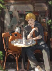  2boys 2girls absurdres armor black_hair black_pants blonde_hair chainsaw chainsaw_man chair creature denji_(chainsaw_man) food hayakawa_aki highres holding holding_food holding_sandwich horns long_hair mon_(icebuko) multiple_boys multiple_girls outdoors pants pet plate pochita_(chainsaw_man) power_armor pull_cord red_horns sandwich sharp_teeth short_hair sleeves_rolled_up teeth topknot 