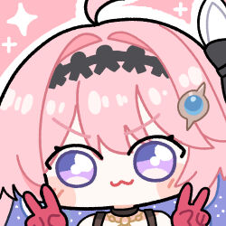  1girl :3 chibi chibi_only closed_mouth colored_inner_hair commentary denia_(wuthering_waves) double_v english_commentary hair_intakes hair_ornament hands_up long_hair multicolored_hair pink_hair portrait purple_hair solo sticker_(medium) twomoon v v-shaped_eyebrows violet_eyes wuthering_waves 