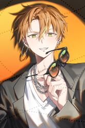  1boy alternate_costume alternate_hairstyle blonde_hair chain chain_necklace commentary_request curtained_hair earrings fingernails glint green_eyes grin hair_between_eyes hand_up holding holding_removed_eyewear jewelry korean_commentary lapels linked_piercing long_sleeves looking_at_viewer male_focus multicolored_hair multiple_necklaces mumat_39 necklace notched_lapels orange_background orange_hair piercing project_sekai shinonome_akito shirt short_hair smile solo streaked_hair sunglasses unworn_eyewear upper_body v-neck white_shirt 