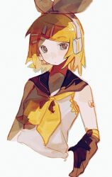  1girl blonde_hair blue_eyes bow closed_mouth detached_sleeves hair_ornament hair_ribbon hairclip headphones hosigaotita kagamine_rin light_blush ribbon sailor_collar shirt short_hair sleeveless solo vocaloid white_background white_bow 