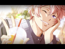  1boy arm_support blurry blurry_background commentary_request cup drinking_straw fingernails free! grin hand_on_own_face hands_up highres holding holding_cup letterboxed looking_at_viewer male_focus one_eye_closed pink_hair shigino_kisumi short_hair signature smile solo violet_eyes yaeta_(t923) 