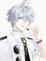  1boy 79nusr alternate_costume arm_up black_choker black_necktie blue_eyes bracelet breast_pocket choker collared_shirt commentary_request curtained_hair hair_intakes headset highres honkai:_star_rail honkai_(series) jewelry male_focus necktie one_eye_closed open_mouth parted_hair phainon_(honkai:_star_rail) pilot_uniform pocket shirt short_hair simple_background smile solo sunglasses teeth unworn_eyewear upper_body upper_teeth_only white_background white_hair white_shirt wing_collar 
