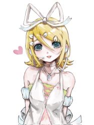 1girl alternate_costume arm_scrunchie bare_shoulders blonde_hair blue_eyes breasts fang hair_ornament hair_ribbon hairclip headphones headset heart highres kagamine_rin kagamine_rin_(cute_module) looking_at_viewer mamile_act2 open_mouth outline ribbon short_hair simple_background skin_fang small_breasts vocaloid white_background white_ribbon 