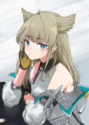  1girl ahoge arknights arknights:_endfield bare_shoulders black_gloves blonde_hair blue_eyes closed_mouth clothes_writing collared_shirt commentary_request contrast_collar dated gloves grey_background grey_jacket grey_shirt hand_on_own_cheek hand_on_own_face highres jacket light_blush long_hair looking_at_viewer off_shoulder perlica_(arknights) shirt sleeveless sleeveless_shirt solo twitter_username umibudou upper_body yellow_gloves yellow_pupils 