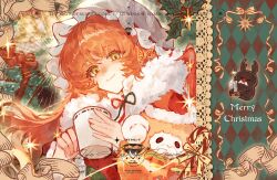 1girl argyle_background border brown_background candy candy_cane cape christmas_nightmare_(e.g.o) cooking cup e.g.o_(project_moon) food freckles fur-trimmed_cape fur_trim gift gnome_(project_moon) green_background green_eyes hat highres holding holding_cup holly ishmael_(project_moon) limbus_company long_hair looking_down merry_christmas mob_cap orange_hair project_moon red_cape signature smile solo stuffed_animal stuffed_sheep stuffed_toy upper_body watermark white_hat yuemiao 
