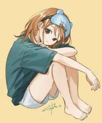  1girl arms_on_knees artist_name bare_legs barefoot black_eyes blue_shirt brown_hair closed_mouth commentary_request dot_nose fingernails from_side full_body hand_on_own_arm head_down highres knees_up looking_at_viewer looking_to_the_side mask mask_on_head medium_hair nail_polish original outstretched_arm pink_nails sako_(35s_00) shirt short_sleeves shorts signature simple_background sitting sleep_mask smile solo toenail_polish toenails toes white_shorts yellow_background 