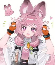  >_< 1girl :d ahoge animal_ear_fluff animal_ears animalization arknights bracelet capelet carrot chibi chibi_inset chinese_commentary clover commentary_request double_v fingerless_gloves four-leaf_clover gan_guo_guagua_noah gloves hands_up heart highres infection_monitor_(arknights) jewelry long_hair looking_at_viewer notice_lines open_mouth orange_gloves pink_eyes pink_hair pink_shirt rabbit rabbit_ears rabbit_girl shirt simple_background smile solo thumpy_(arknights) upper_body v white_background white_capelet 