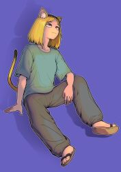 1girl :3 absurdres animal_ear_fluff animal_ears baggy_pants blonde_hair cat_ears cat_girl cat_tail commentary_request etsushimaru_yakuko flip-flops highres light_smile looking_up multicolored_hair pants roots_(hair) sandals short_sleeves tail two-tone_tail vvang_vvang_mon yani_neko 